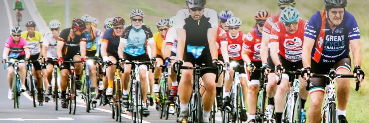 riders on the Tour de Bay